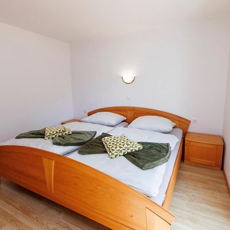 Appartement Apartmaji Pr' Brdarju à Bohinj Extérieur photo