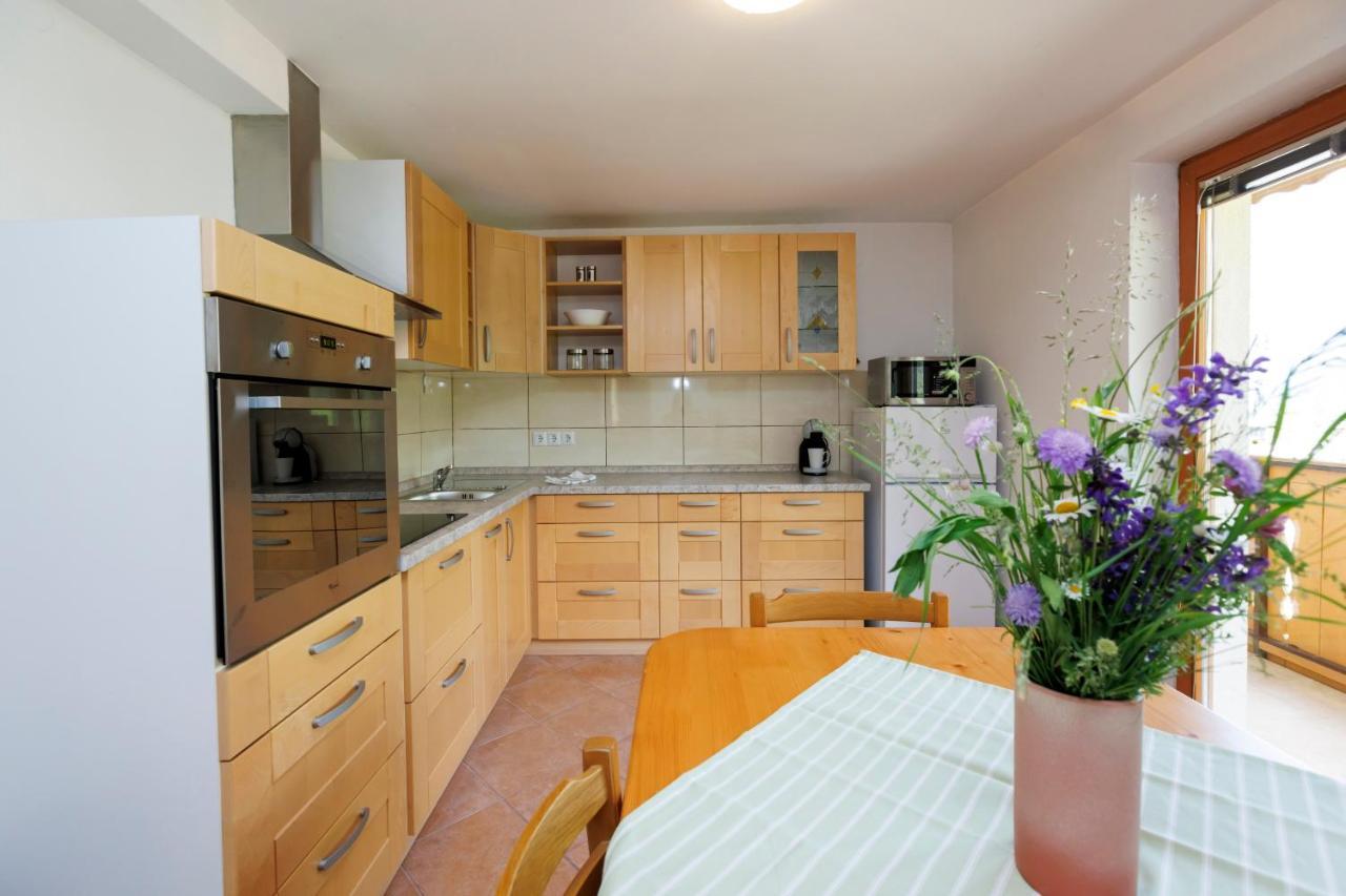 Appartement Apartmaji Pr' Brdarju à Bohinj Extérieur photo